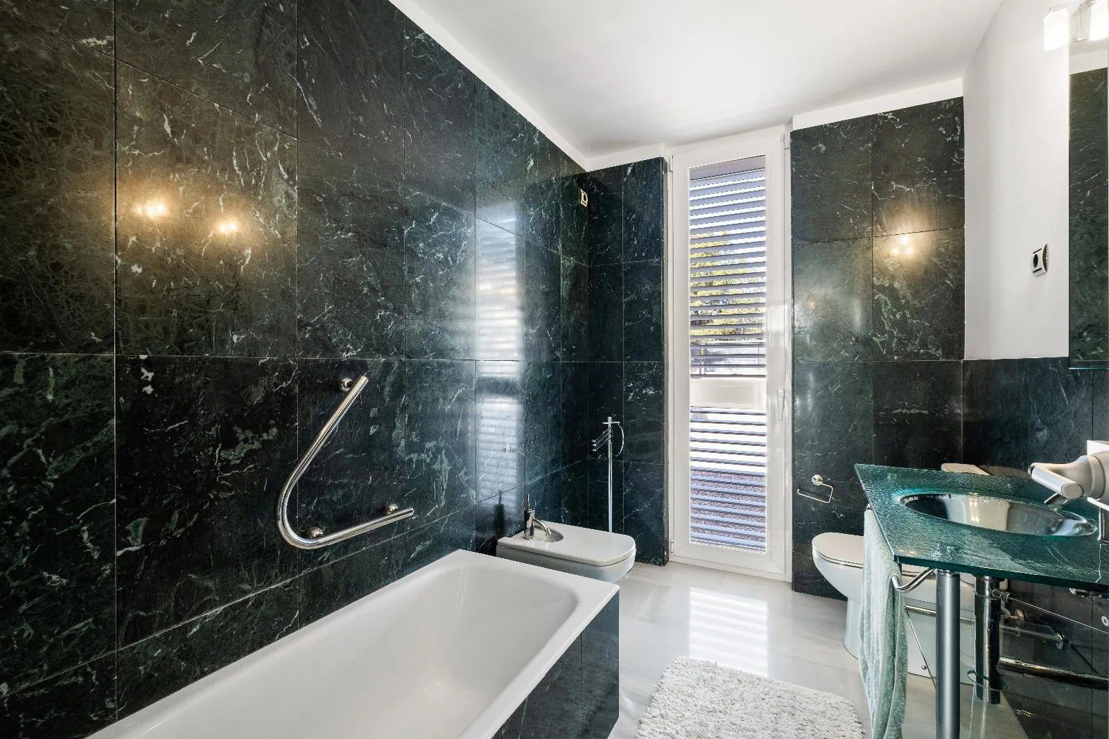 Exclusive Detached Villa with Panoramic Views, Private Pool and Outdoor Kitchen in Albir