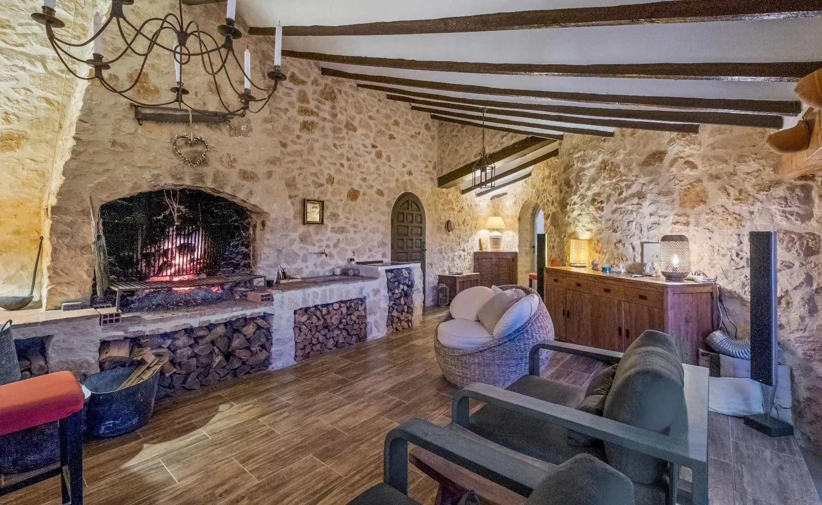 A Unique Villa in Finestrat: Tradition, Modernity, and Unmatched Views