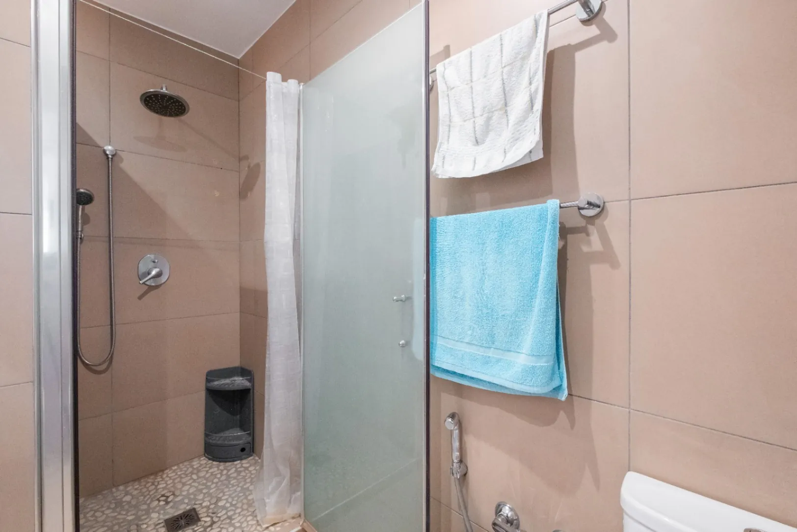 Where Tranquility Flourishes: House with Charming Garden and Pool in Albir