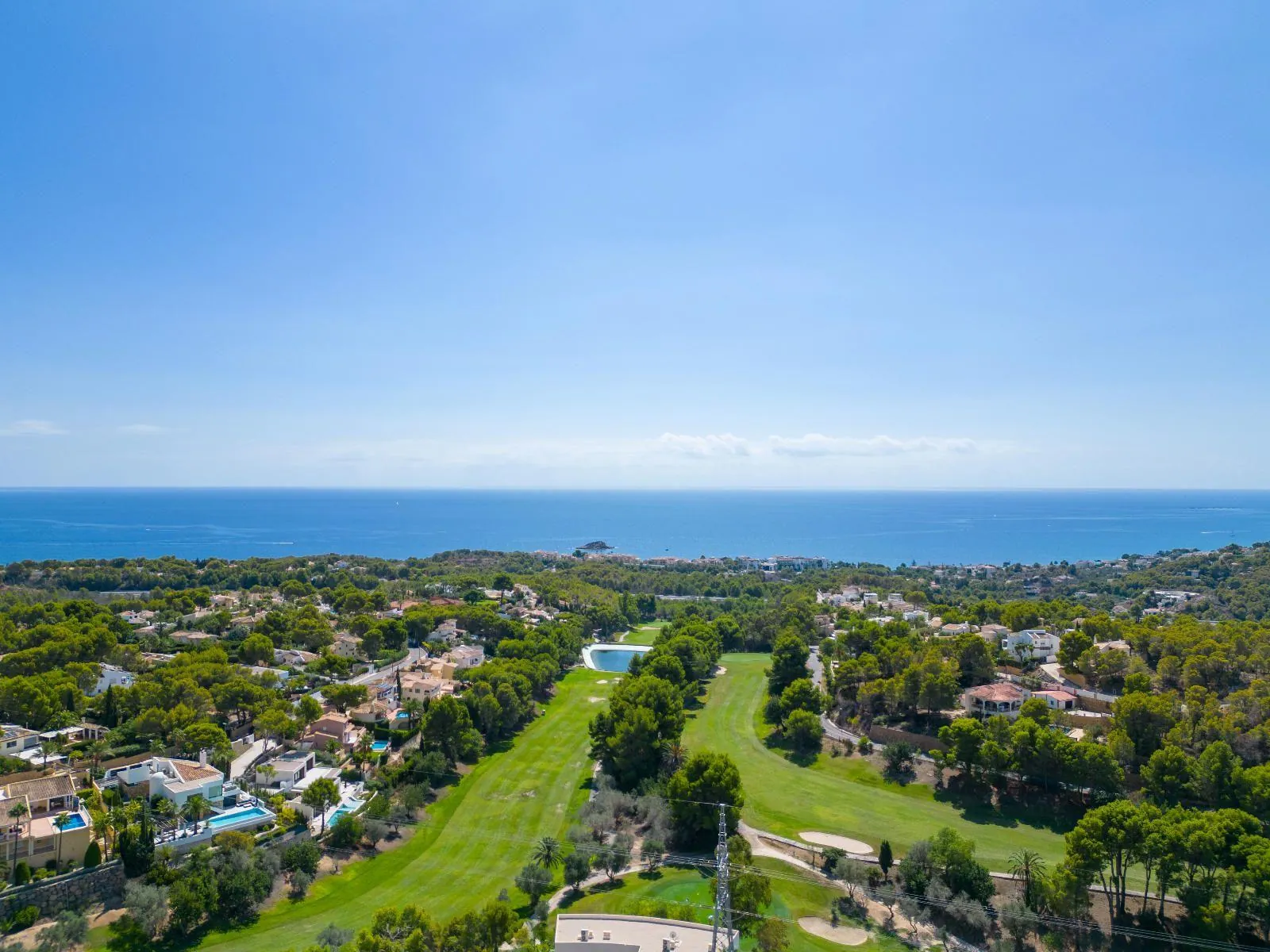Elegant Mediterranean situated on the island of the golf course
