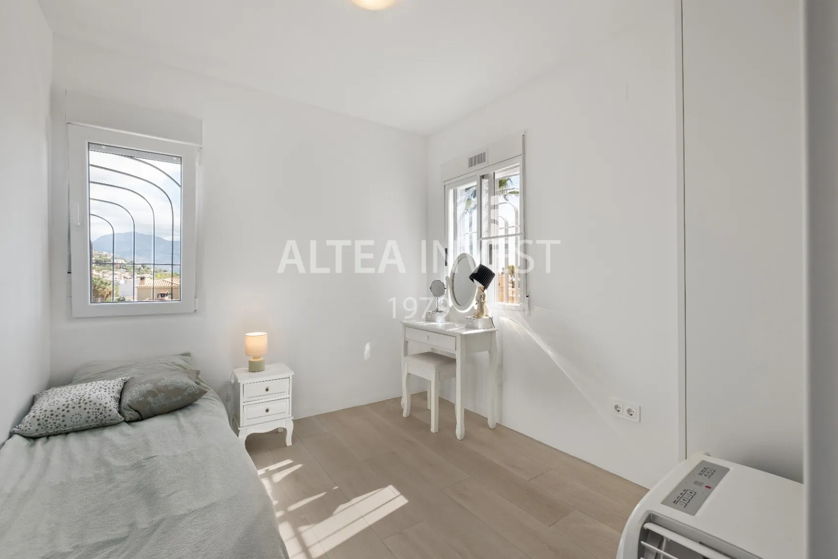 Spectacular villa completely renovated with stunning views of the Mediterranean Sea.