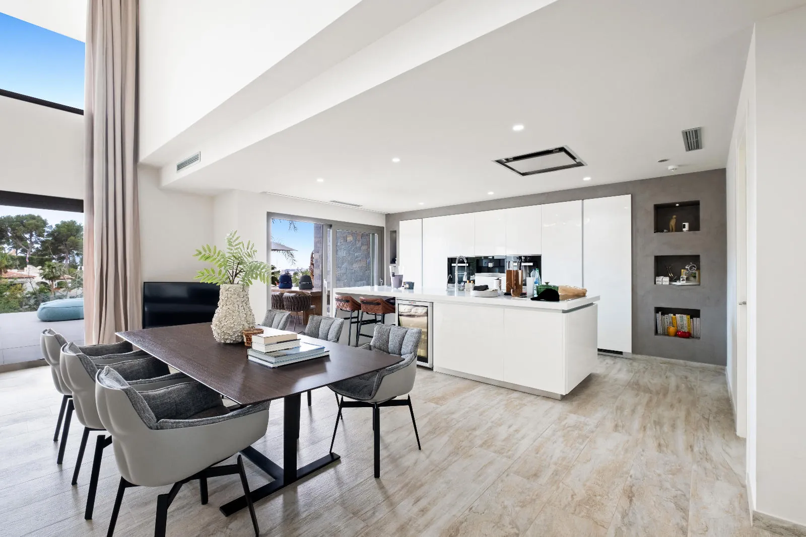 1345 - Altea La Vella, luxury by the golf: modern villa with infinity pool and premium finishes