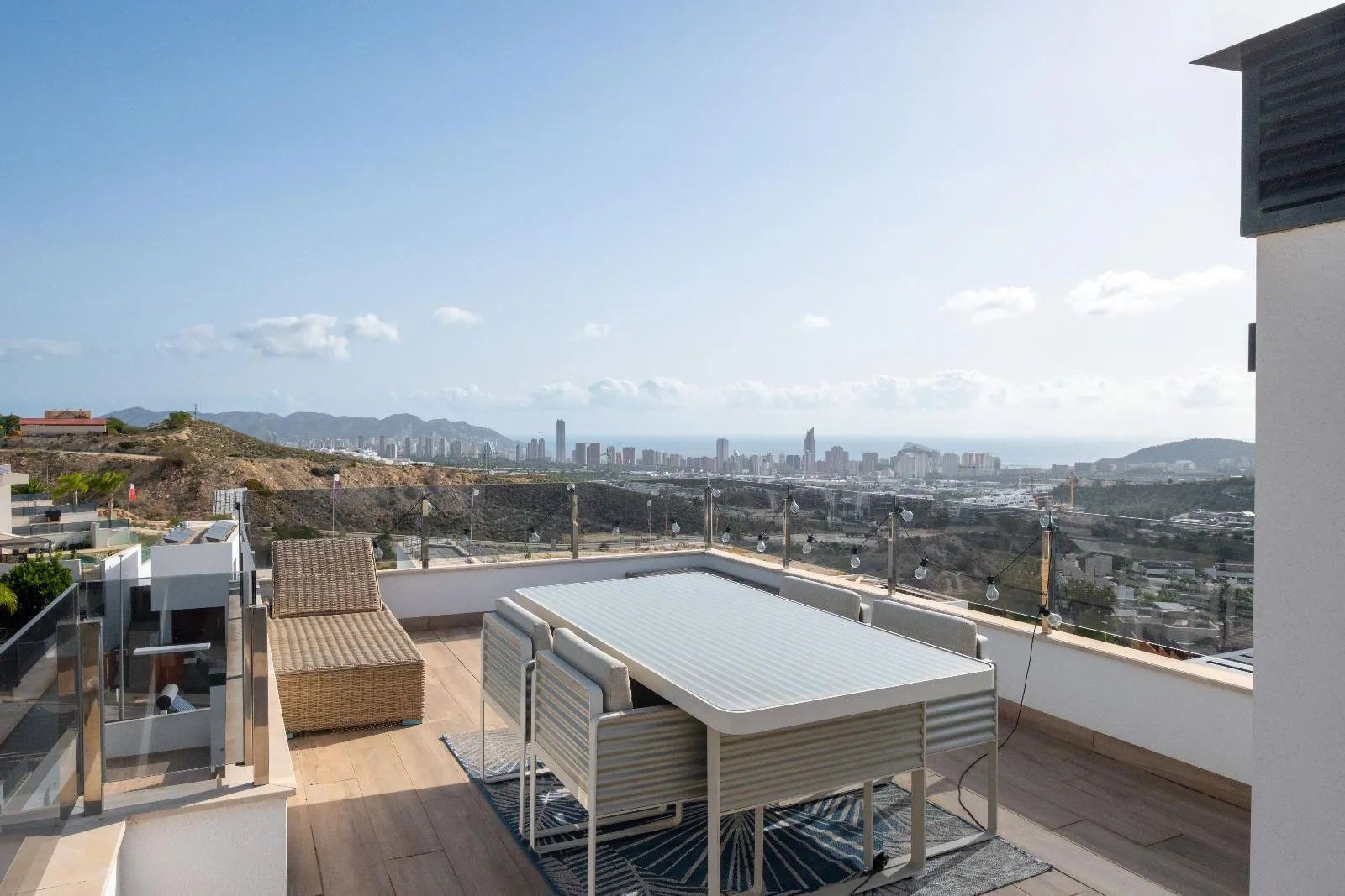 Modern villa with spectacular views over Benidorm
