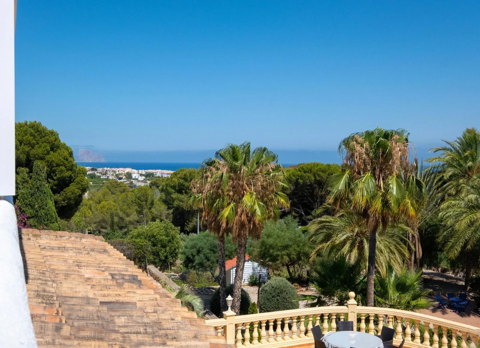 1311 - Elegant Mediterranean Villa with Large Plot and Panoramic Sea Views