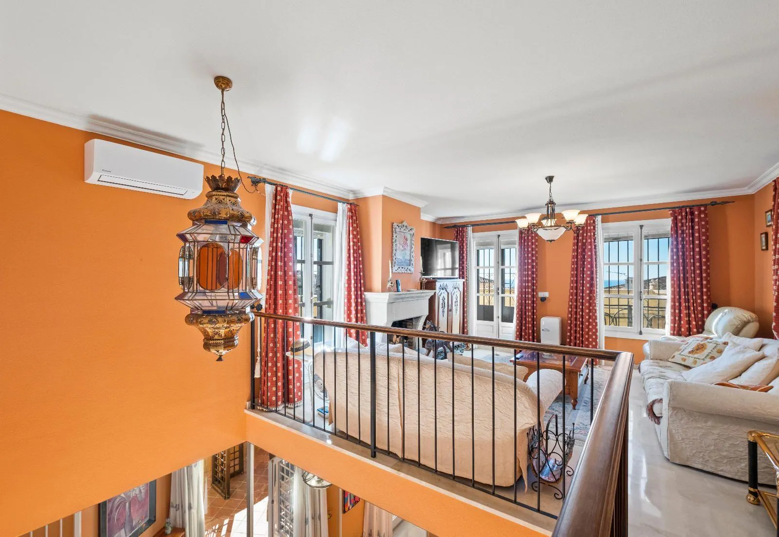 Exquisite Modern Villa with Stunning Views in Finestrat