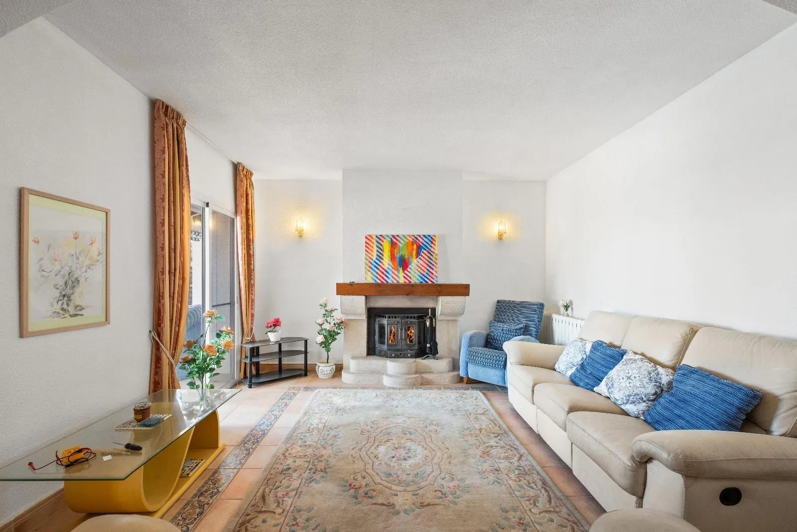 Single-storey villa in Alfaz del Pi: spaciousness, privacy, and heated pool