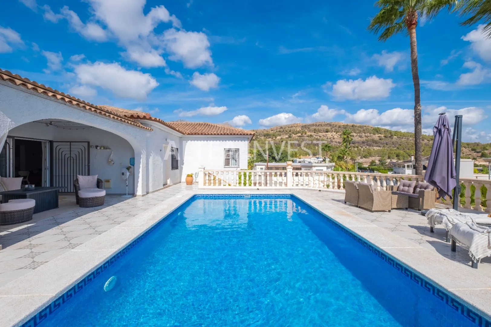 Spectacular villa completely renovated with stunning views of the Mediterranean Sea.