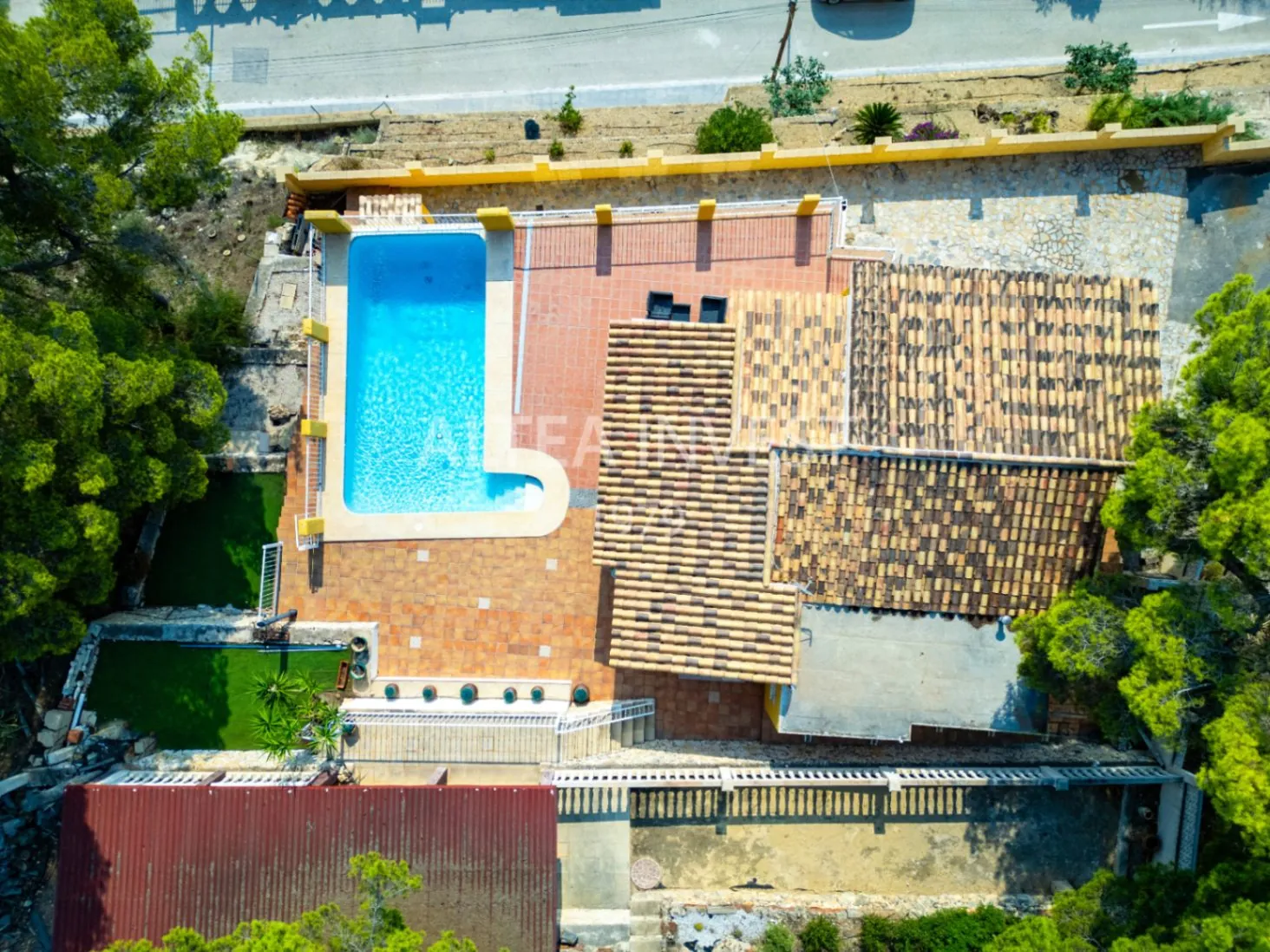 Charming Mediterranean Villa with Sea Views and Space to Enjoy