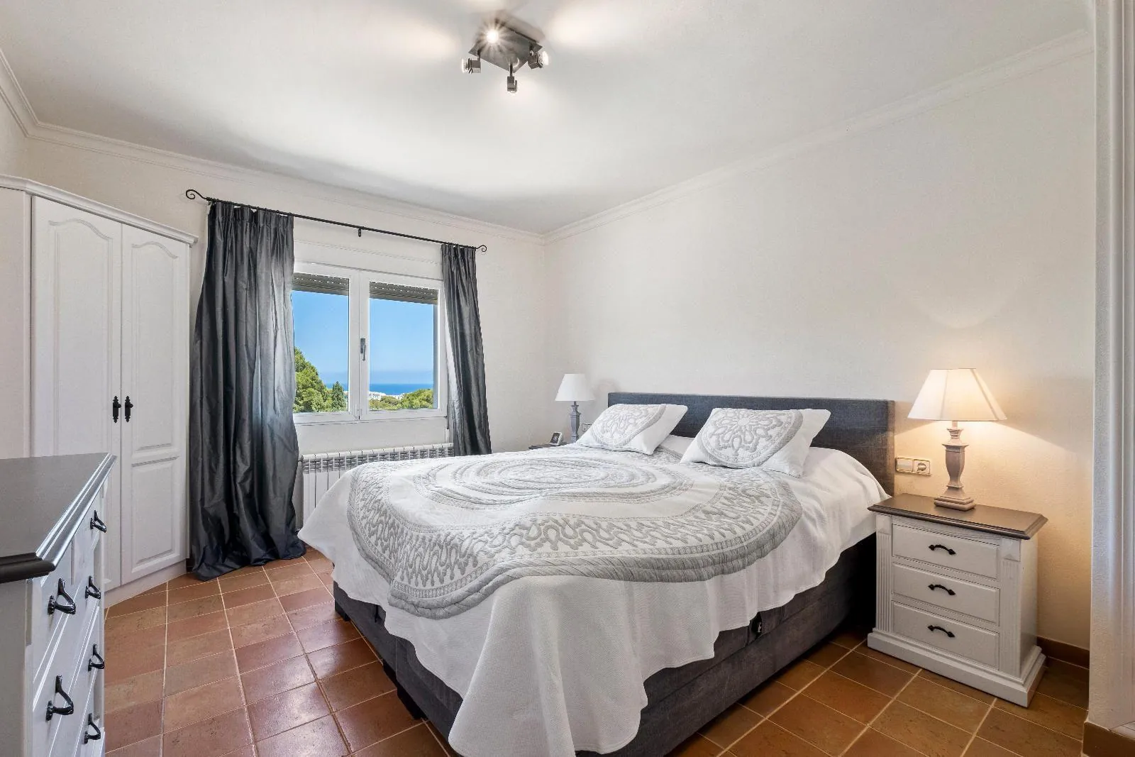 1311 - Elegant Mediterranean Villa with Large Plot and Panoramic Sea Views