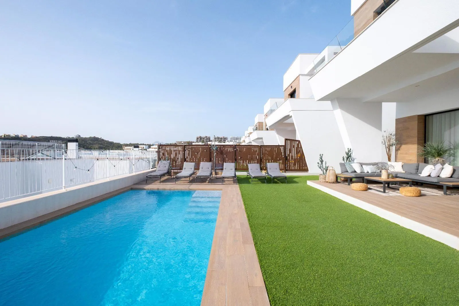 A modern villa in Balcón de Finestrat