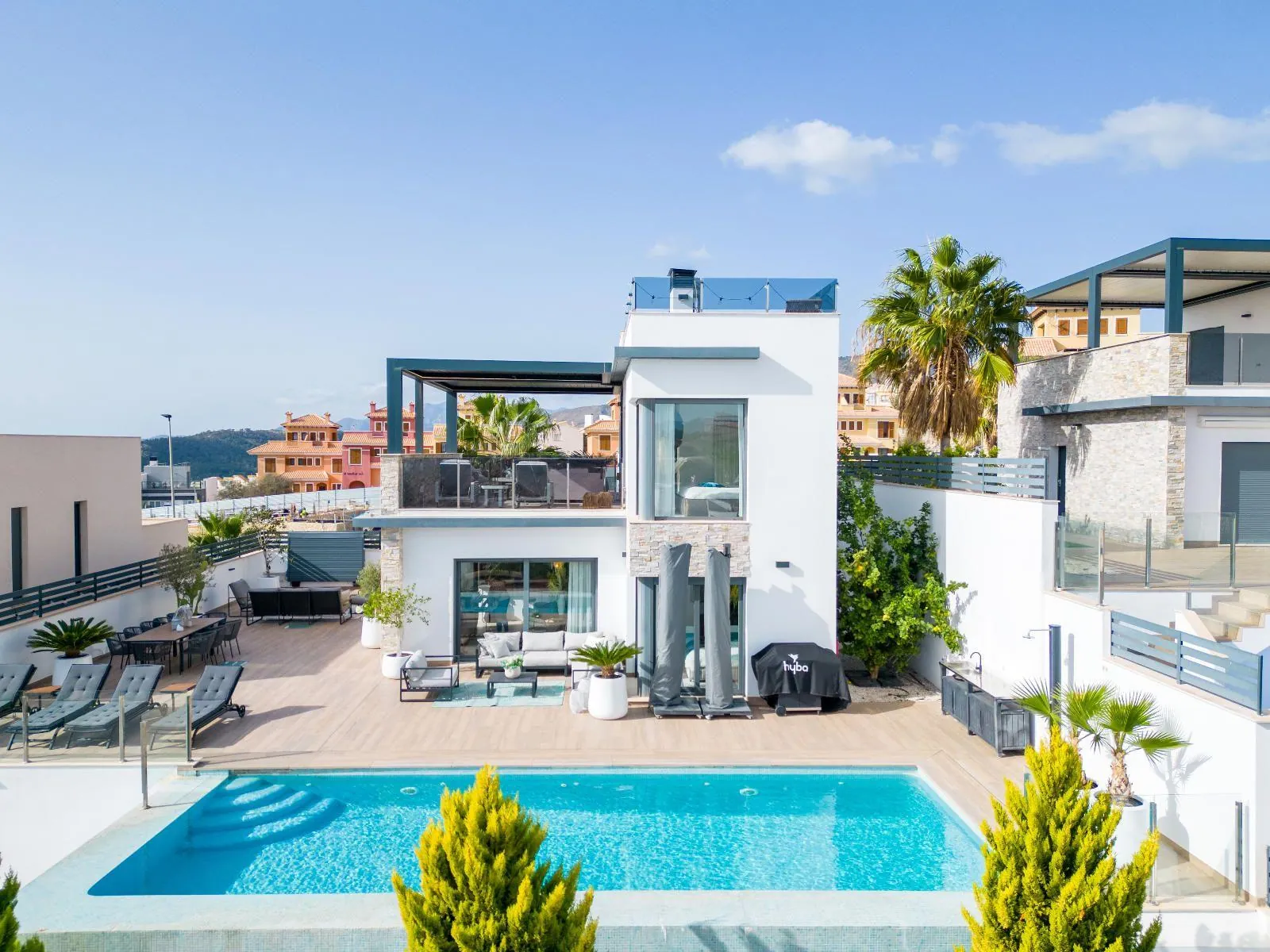 Modern villa with spectacular views over Benidorm
