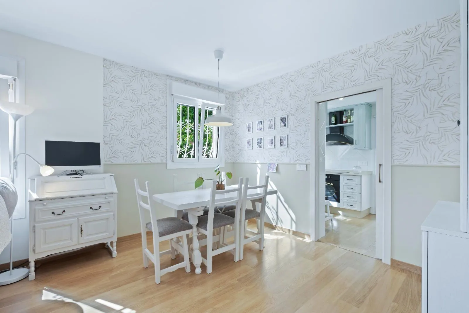 Modern and cozy villa in Alfaz del Pi: comfort, style, and serenity in one place