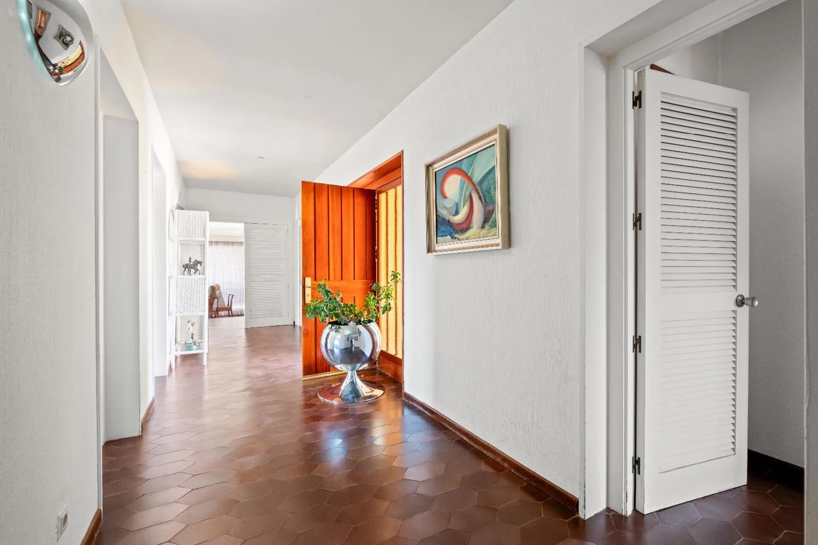 Mediterranean Elegance between the Sea and the Mountain – Privacy and Nature in La Nucía