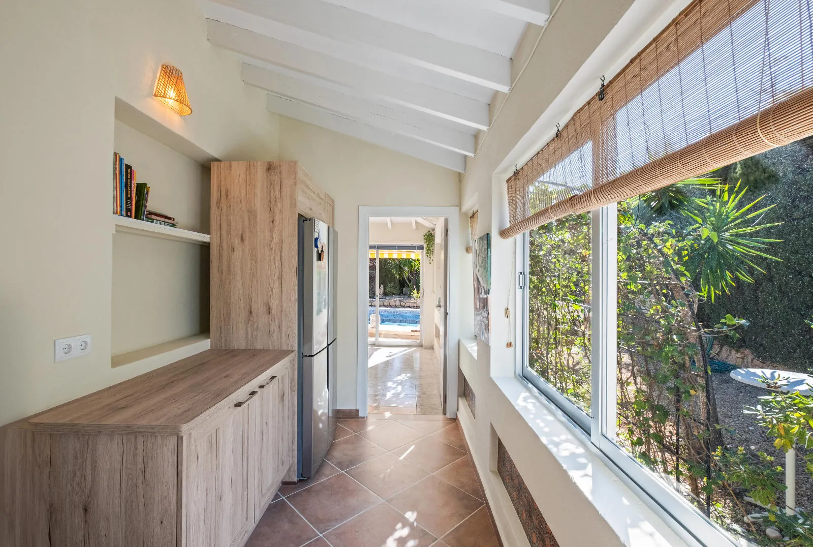 Elegant Mediterranean Villa with Guest House in La Nucia