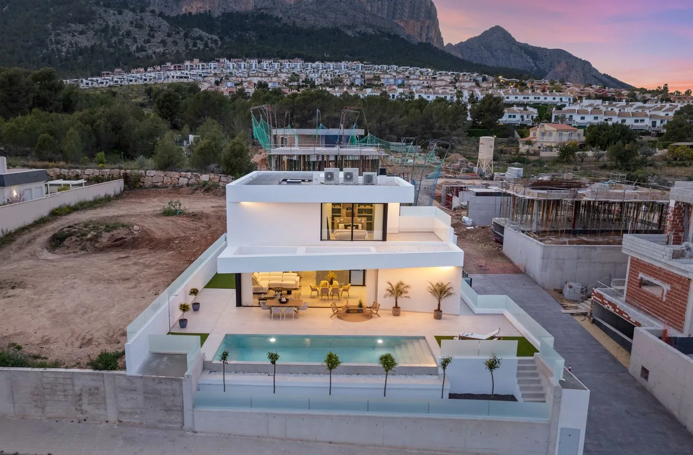Contemporary newly built villas surrounded by mountains in Polop de la Marina.
