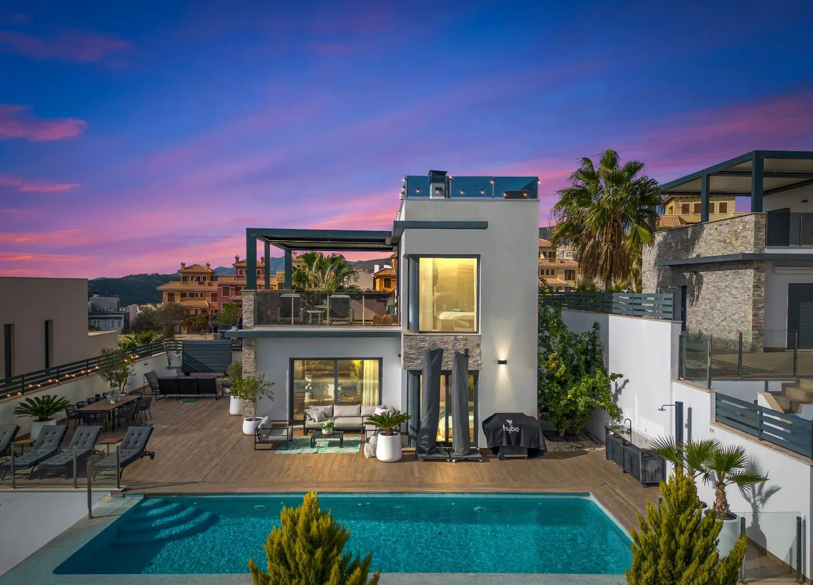 Modern villa with spectacular views over Benidorm