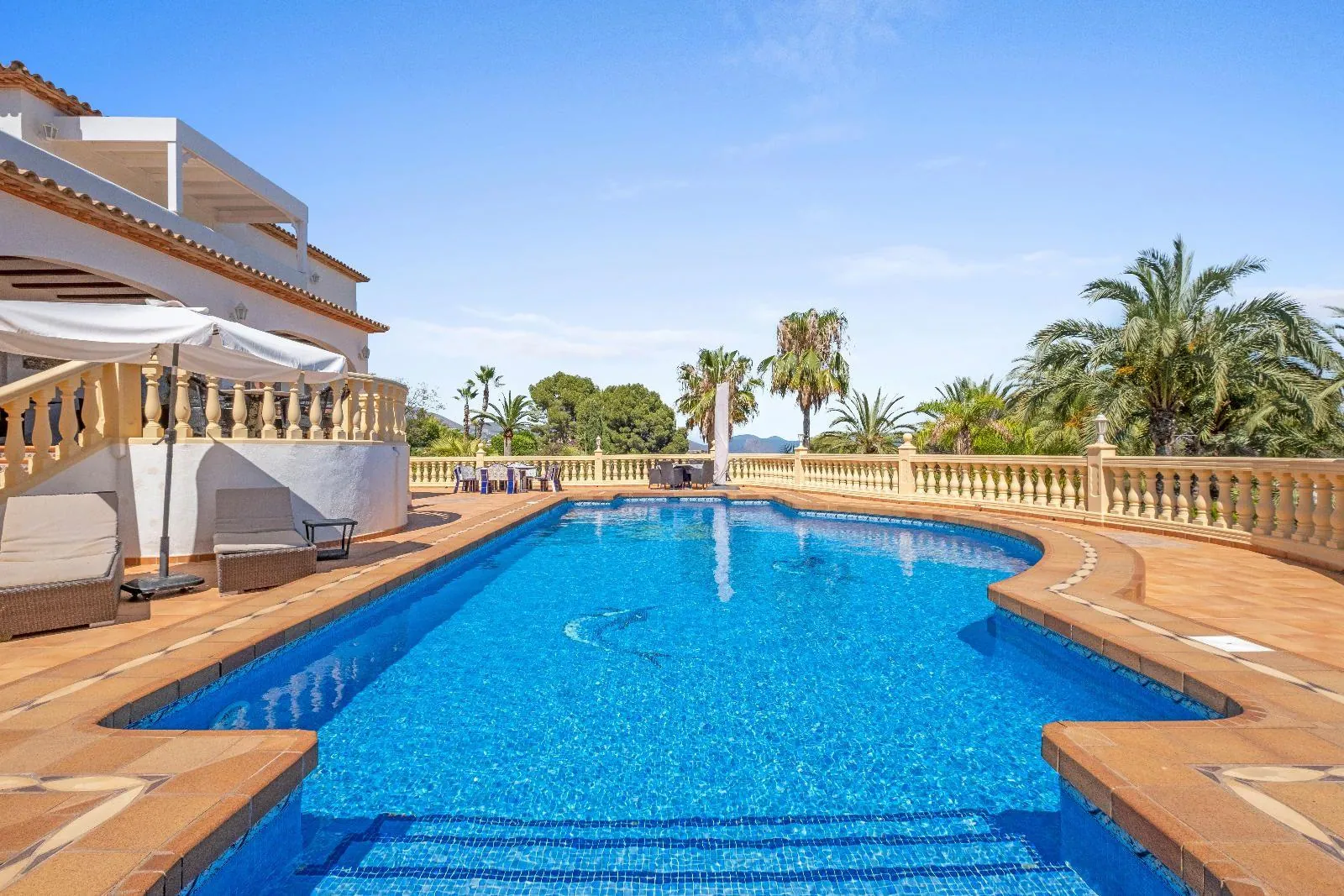 1311 - Elegant Mediterranean Villa with Large Plot and Panoramic Sea Views