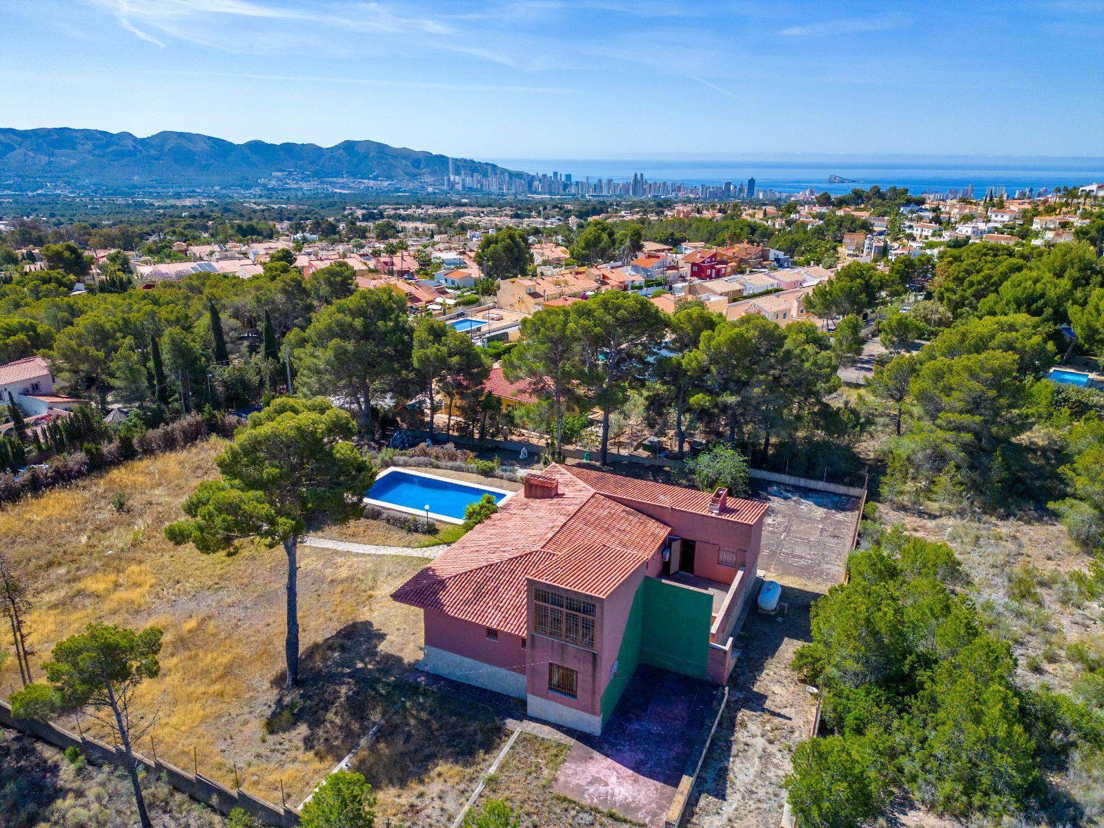 Mediterranean Elegance between the Sea and the Mountain – Privacy and Nature in La Nucía