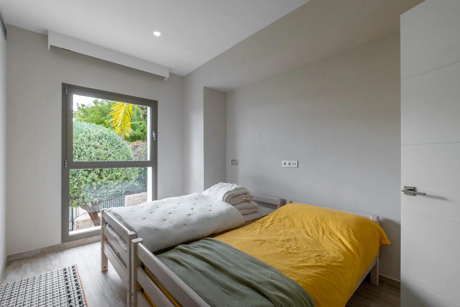 1345 - Altea La Vella, luxury by the golf: modern villa with infinity pool and premium finishes