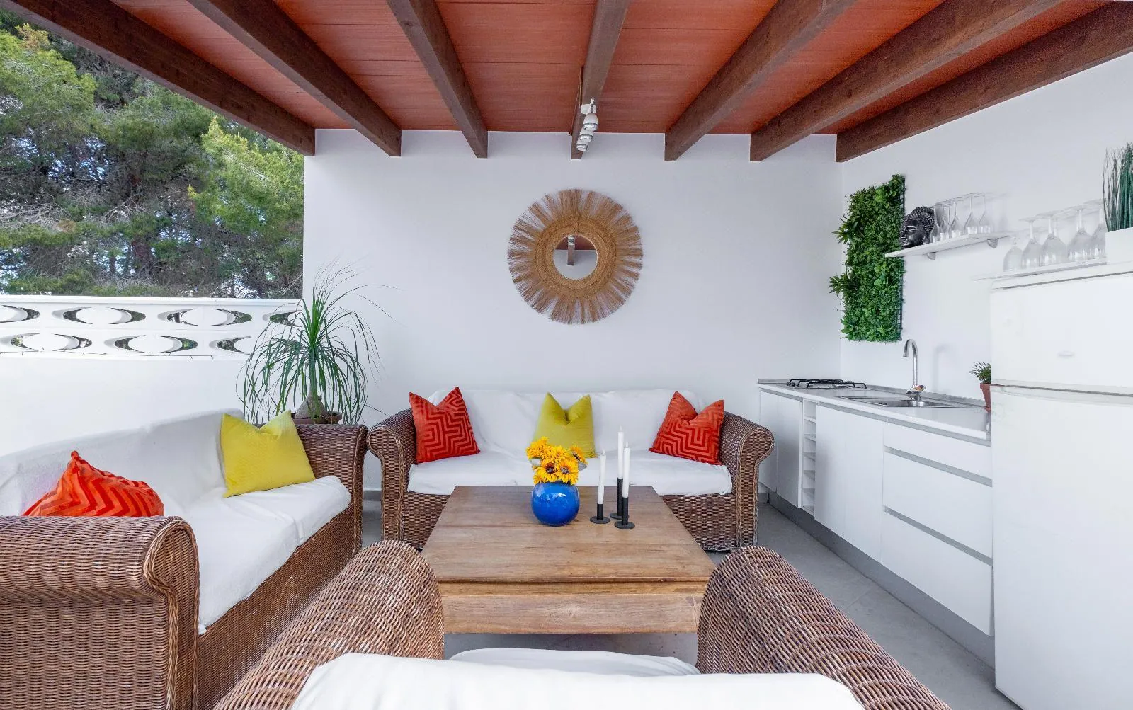 Exclusive Independent Villa with Panoramic Views, Private Pool and Outdoor Kitchen in Albir