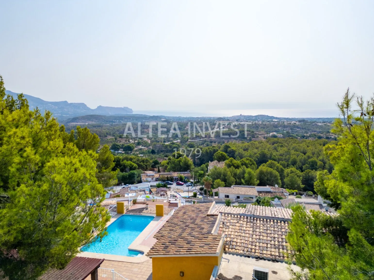 Charming Mediterranean Villa with Sea Views and Space to Enjoy