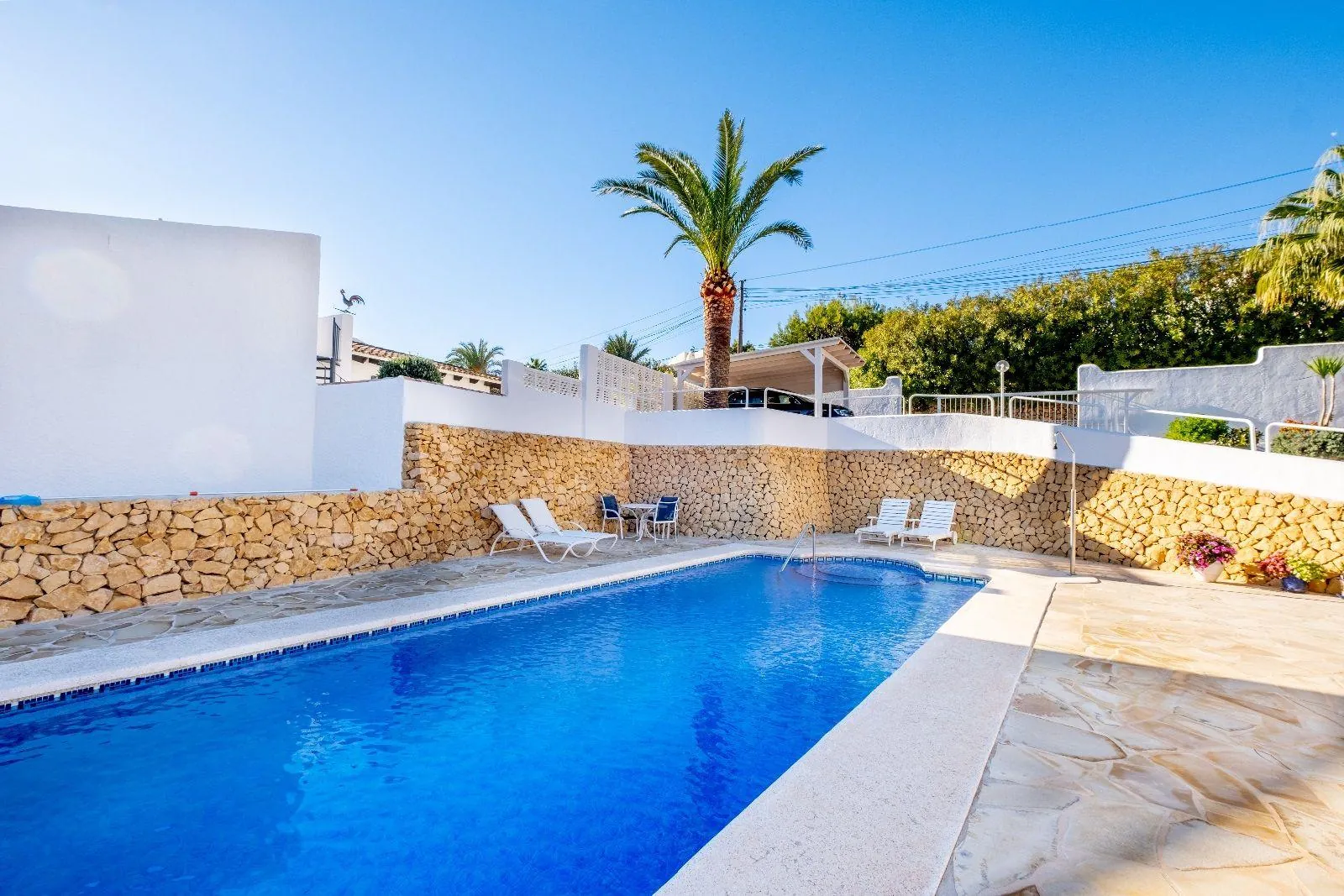 Mediterranean style villa in the privileged area of the Club de Golf.