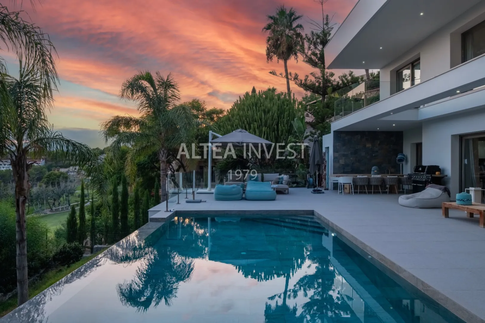 1345 - Altea La Vella, luxury by the golf: modern villa with infinity pool and premium finishes