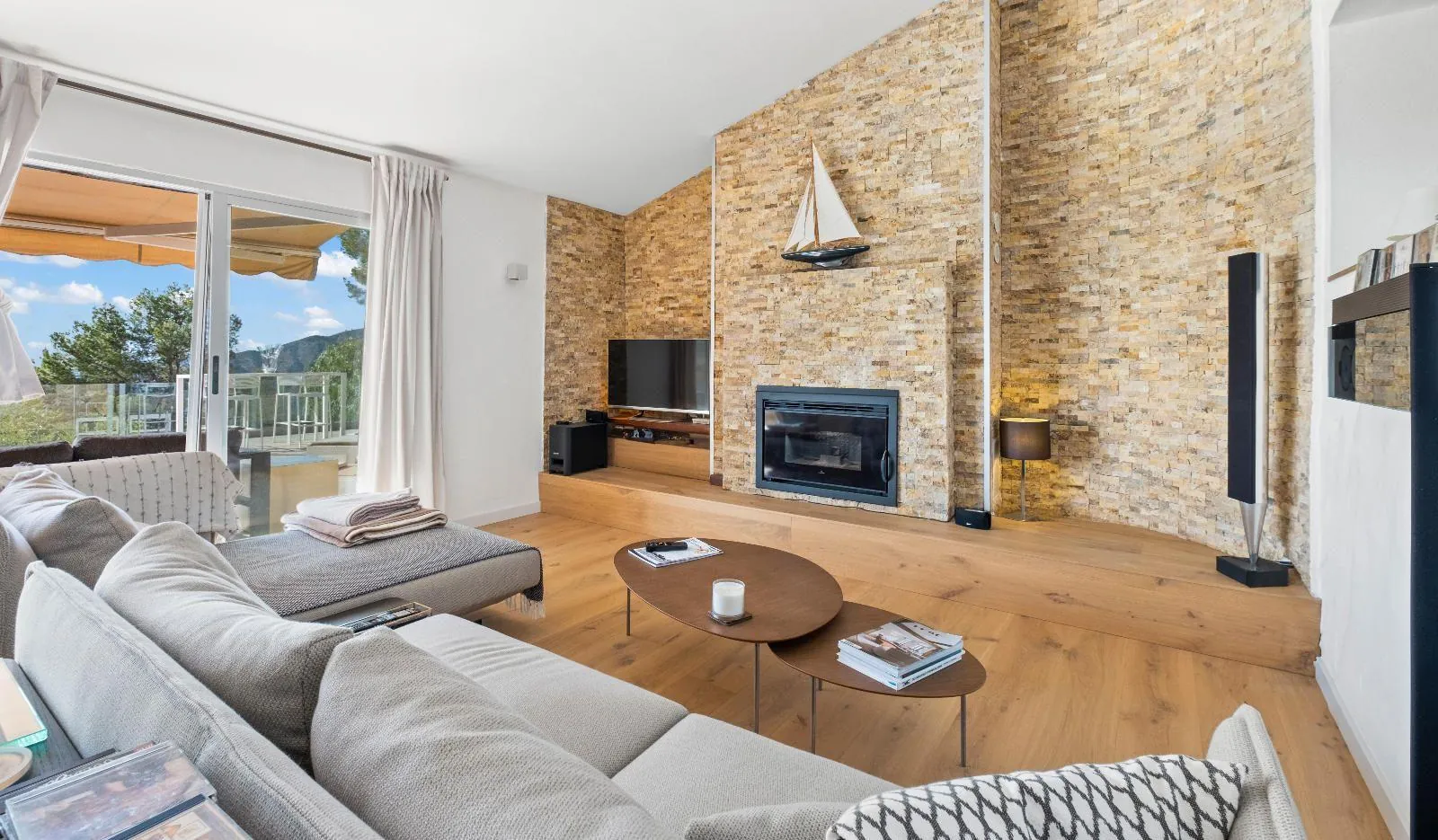 A Unique Villa in Finestrat: Tradition, Modernity, and Unmatched Views