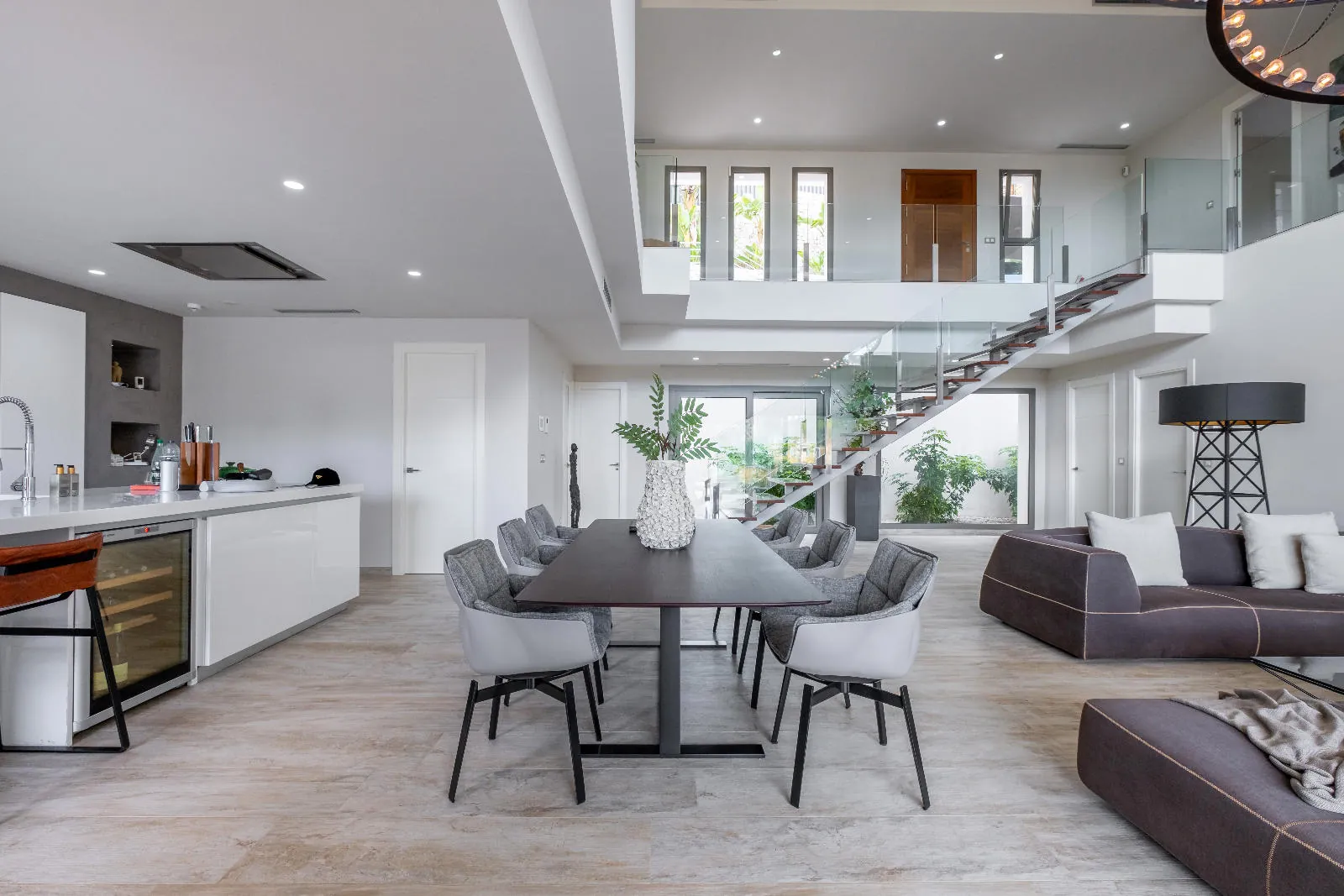 1345 - Altea La Vella, luxury by the golf: modern villa with infinity pool and premium finishes