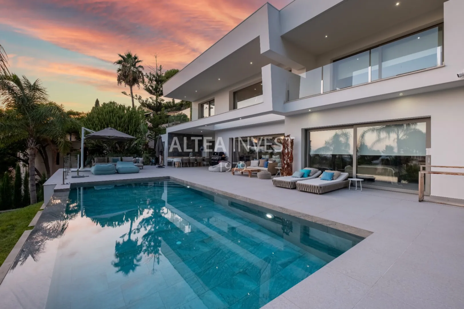 1345 - Altea La Vella, luxury by the golf: modern villa with infinity pool and premium finishes