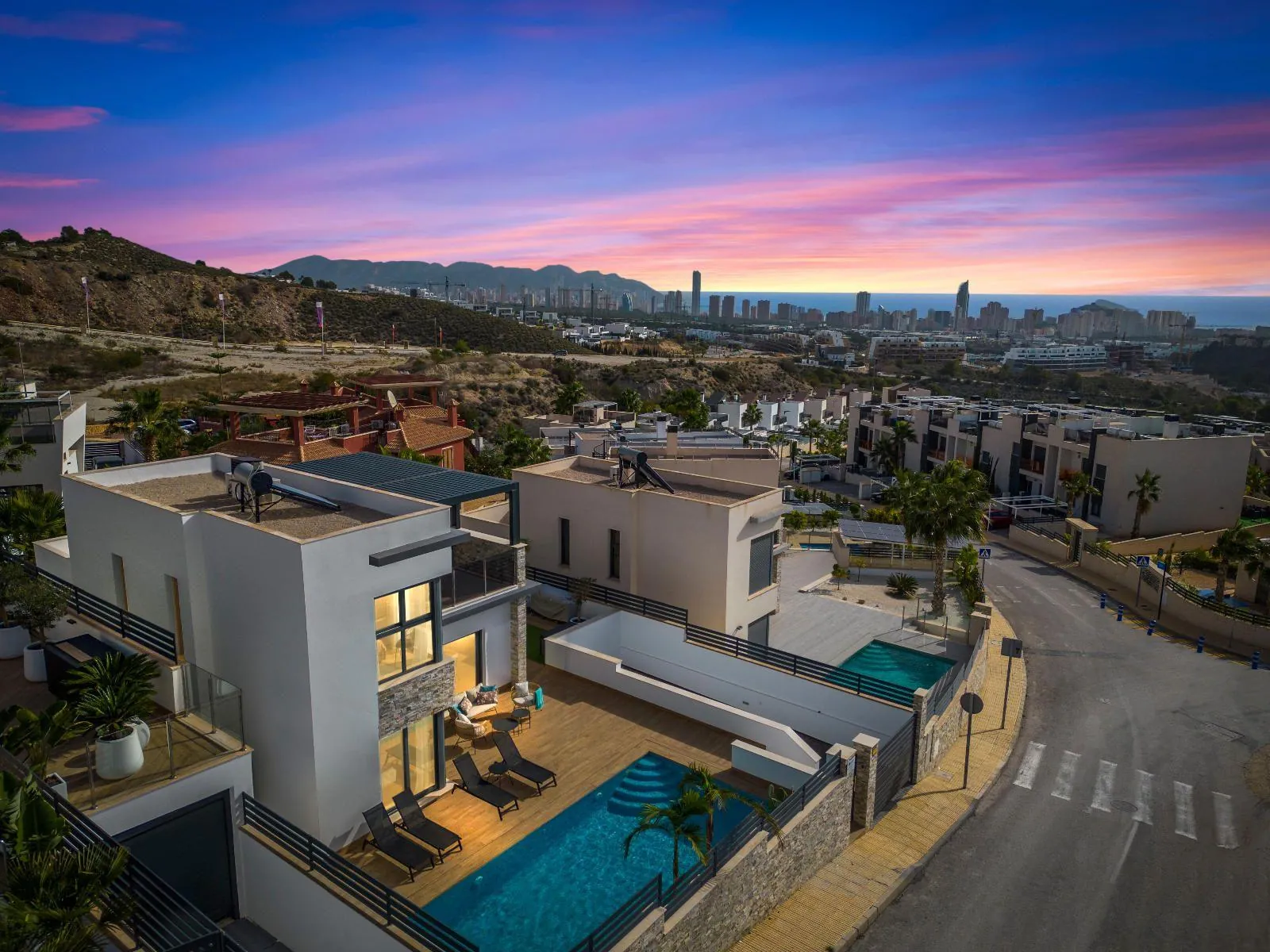 A modern jewel in the heart of Balcón de Finestrat