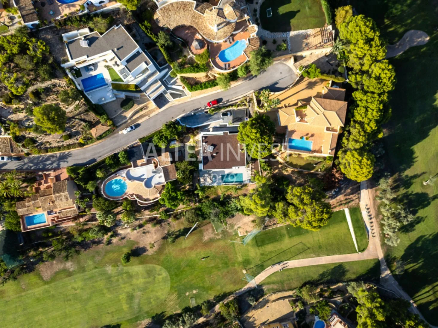 1345 - Altea La Vella, luxury by the golf: modern villa with infinity pool and premium finishes