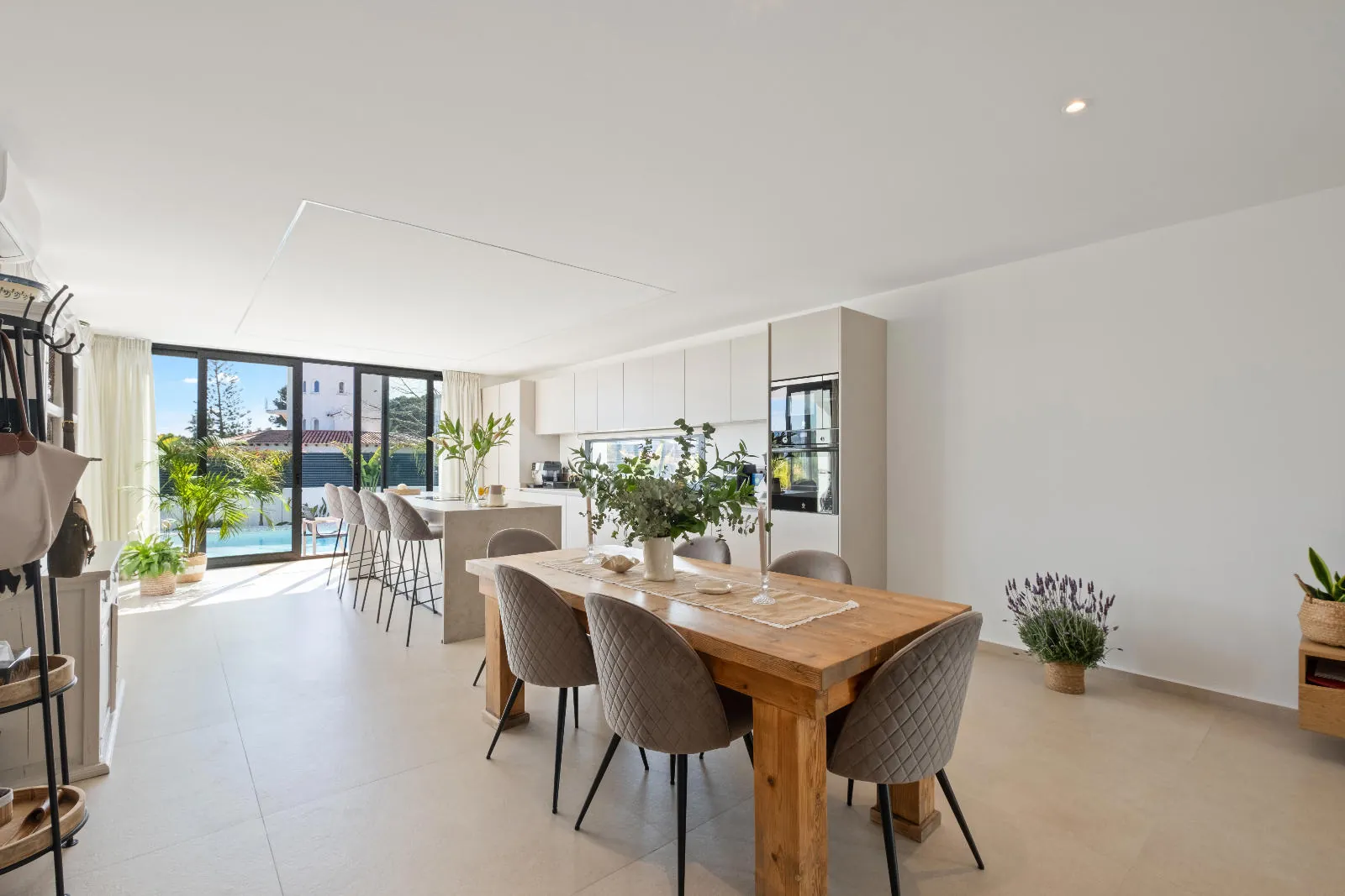 Newly Built Villa with Sea Views and Cutting-Edge Design