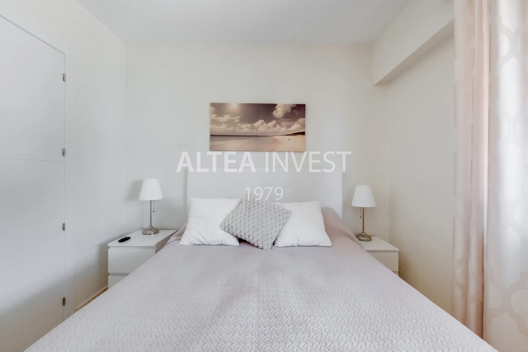 Exclusive Mediterranean-Style Chalet in El Planet