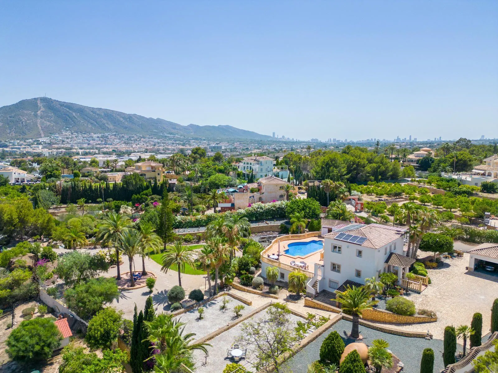 1311 - Elegant Mediterranean Villa with Large Plot and Panoramic Sea Views
