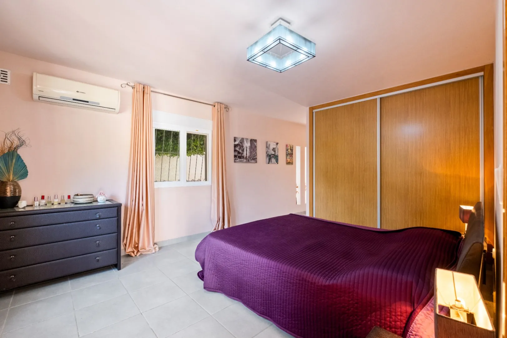 Where Tranquility Flourishes: House with Charming Garden and Pool in Albir