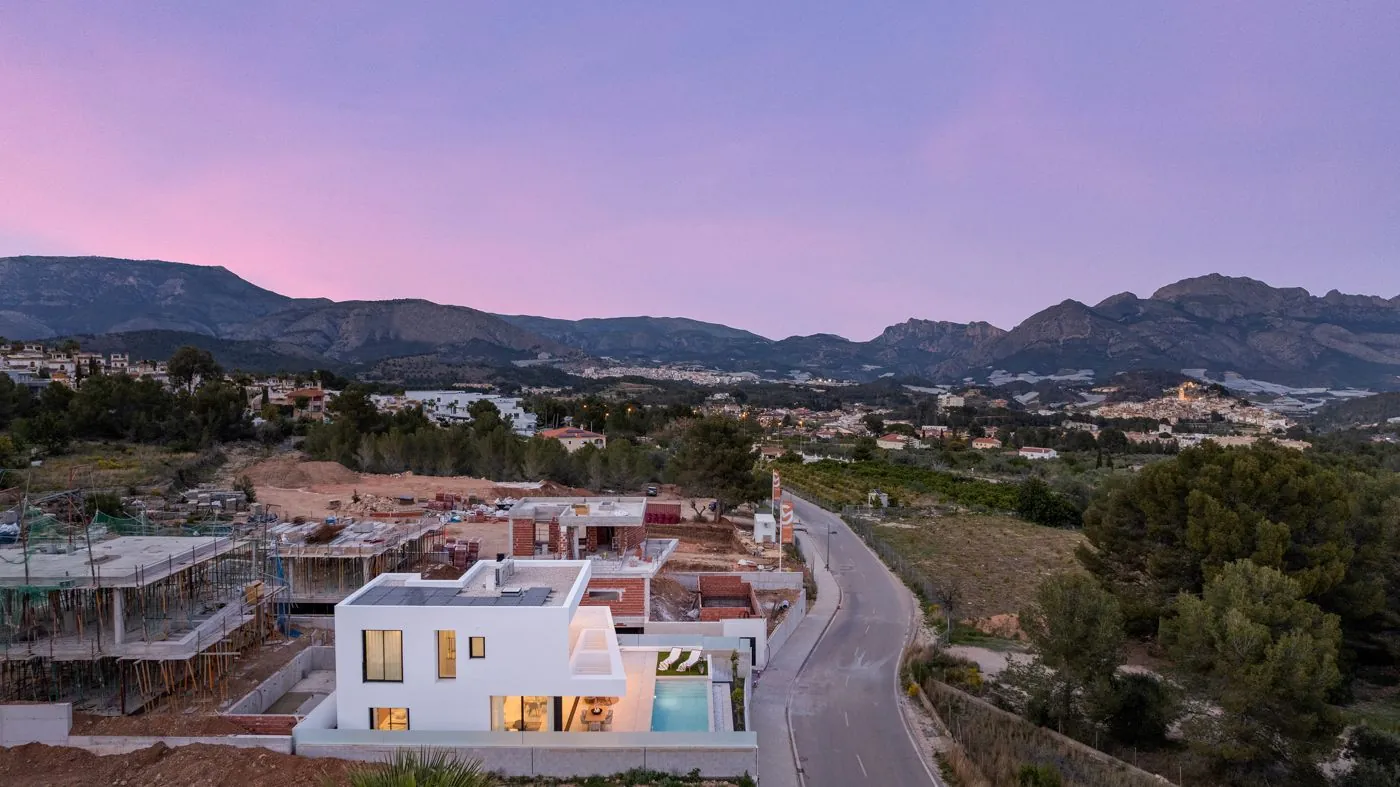 Contemporary newly built villas surrounded by mountains in Polop de la Marina.