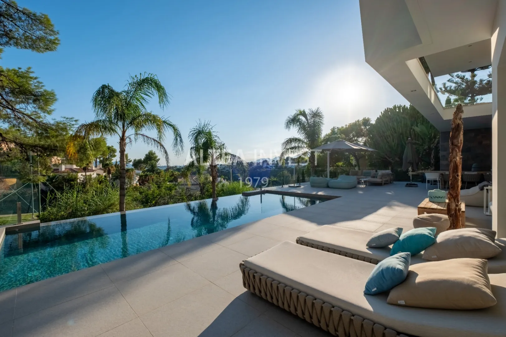 1345 - Altea La Vella, luxury by the golf: modern villa with infinity pool and premium finishes