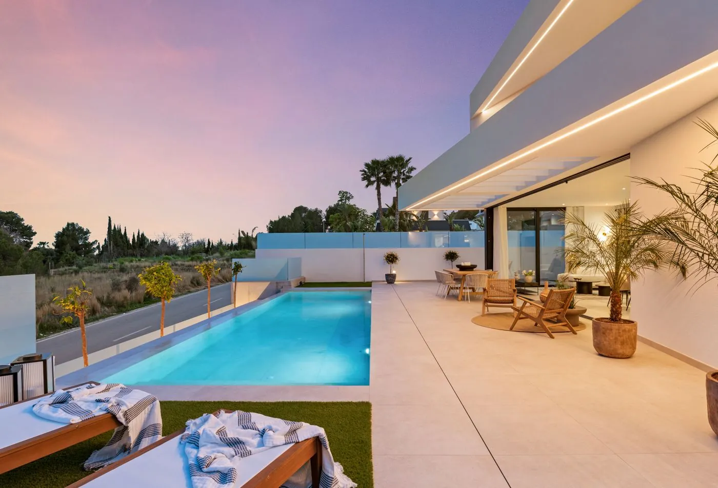 Contemporary newly built villas surrounded by mountains in Polop de la Marina.