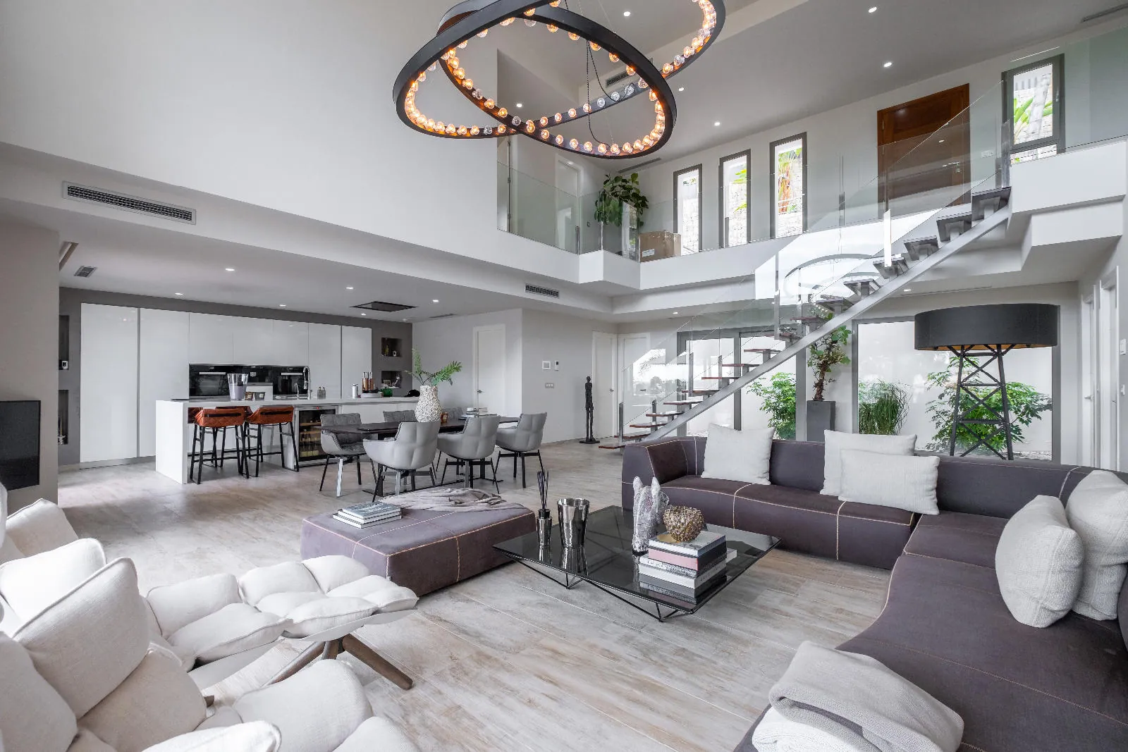 1345 - Altea La Vella, luxury by the golf: modern villa with infinity pool and premium finishes