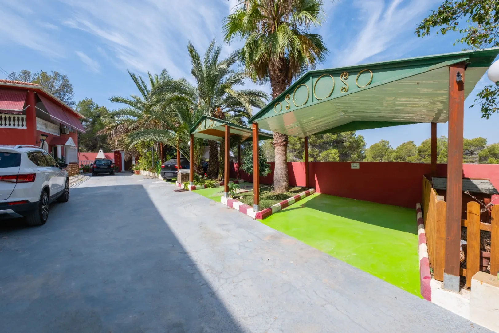 Two Villas – Nature, Privacy, and Versatility in a Unique Setting Next to Sierra Helada