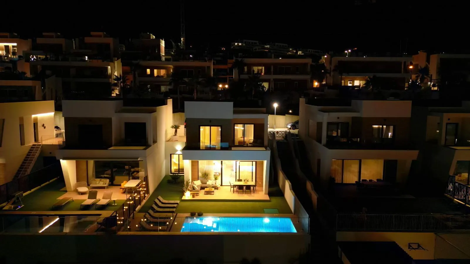 A modern villa in Balcón de Finestrat