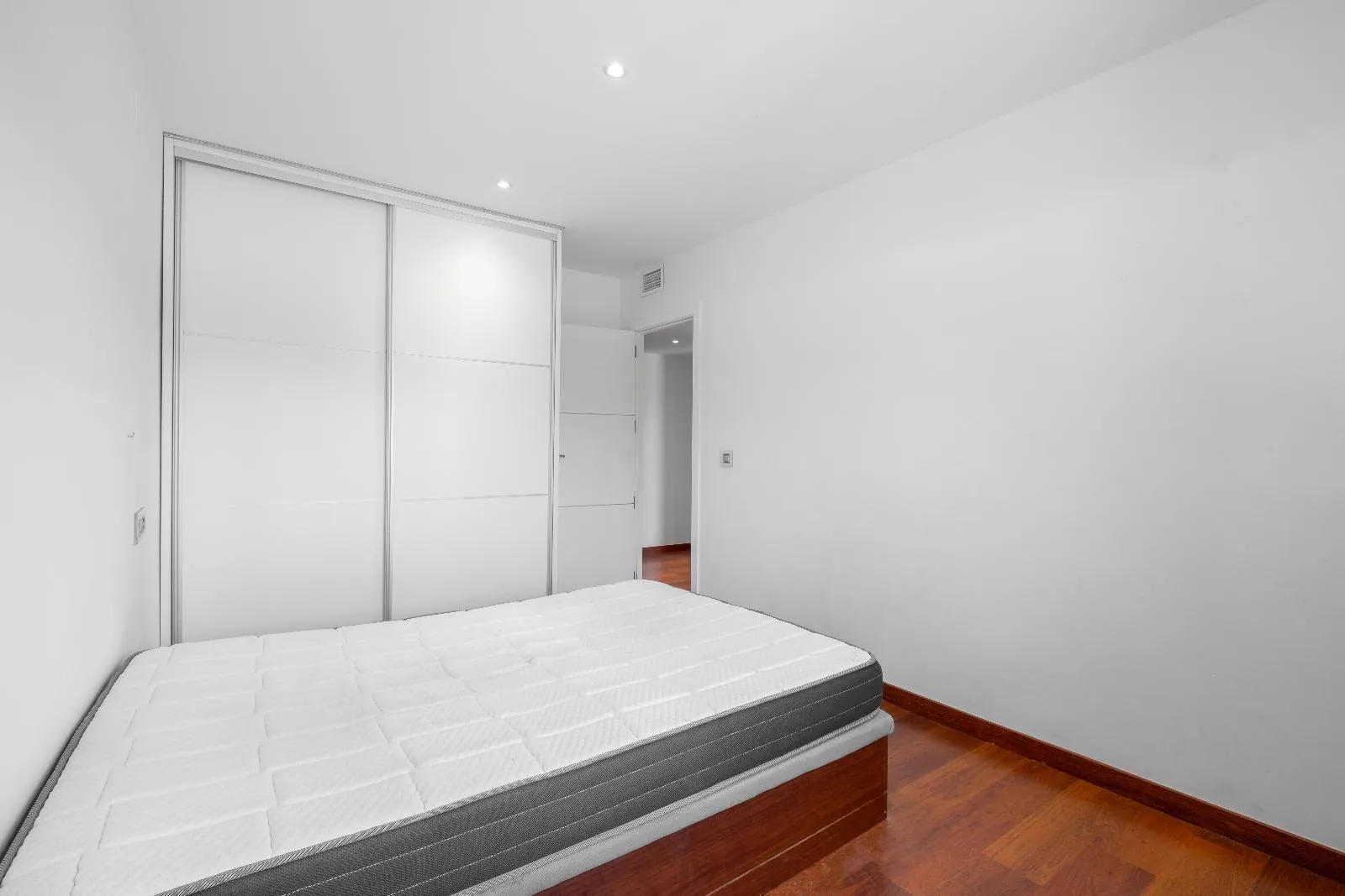 A villa designed for enjoyment: spaciousness, comfort, and privacy