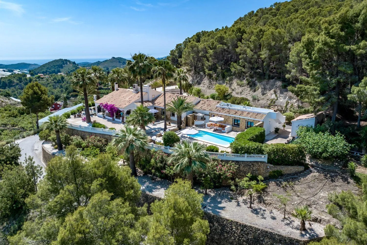 A gem in Polop: Exclusivity, Nature, and Spectacular Views