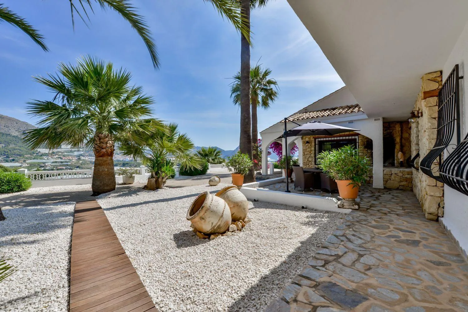 A gem in Polop: Exclusivity, Nature, and Spectacular Views