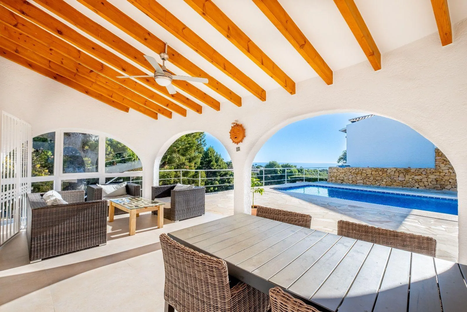 Mediterranean style villa in the privileged area of the Club de Golf.