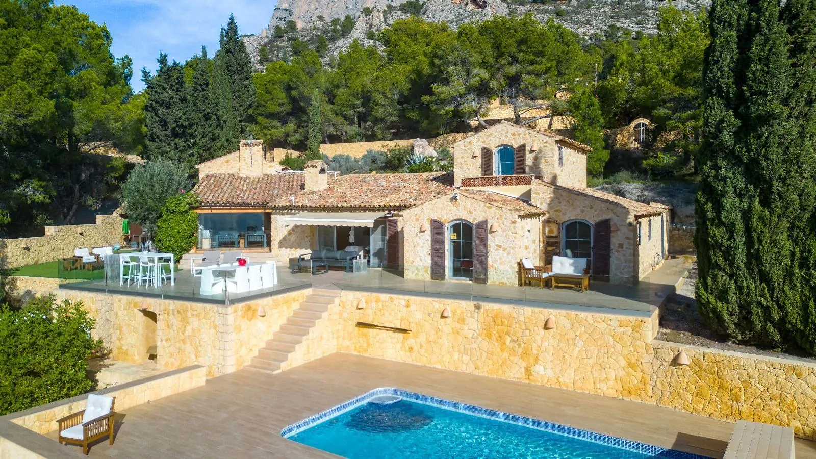 A Unique Villa in Finestrat: Tradition, Modernity, and Unmatched Views