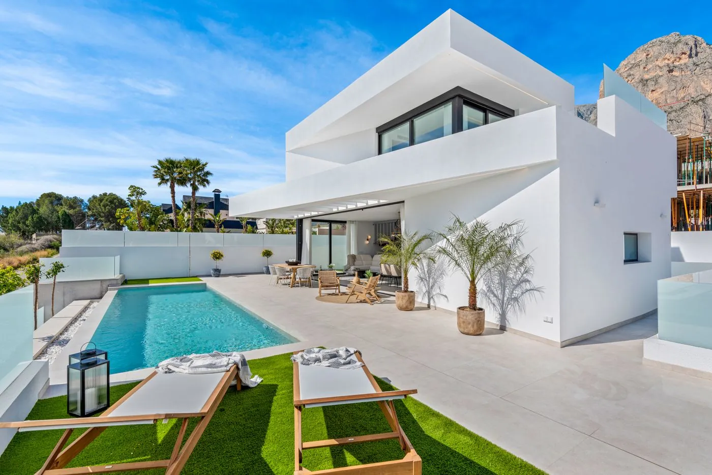 Contemporary newly built villas surrounded by mountains in Polop de la Marina.
