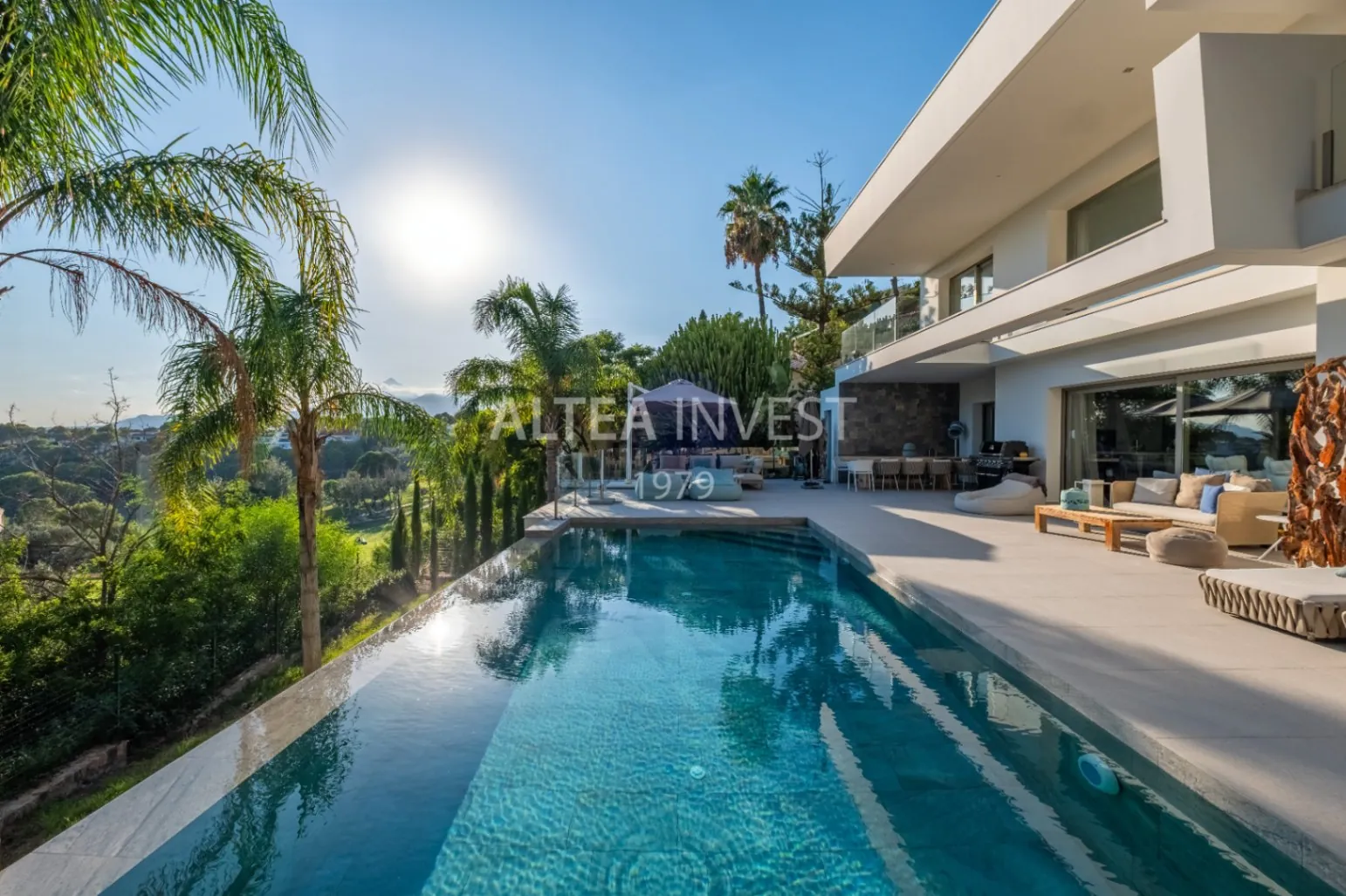 1345 - Altea La Vella, luxury by the golf: modern villa with infinity pool and premium finishes