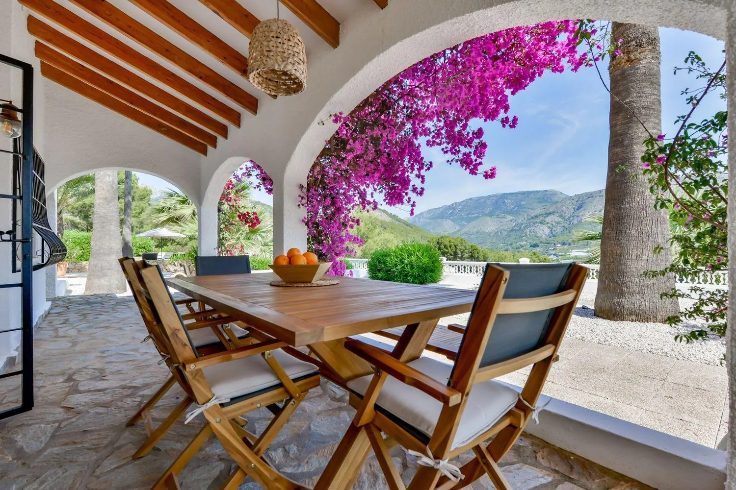 A gem in Polop: Exclusivity, Nature, and Spectacular Views